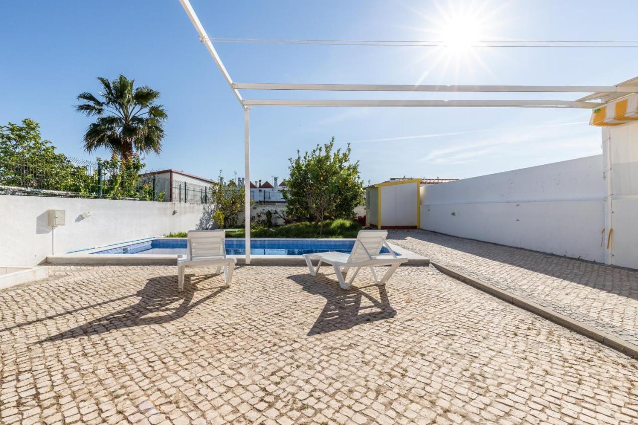 Moradia Rainbow By Algarvemanta Villa Manta Rota Exterior photo